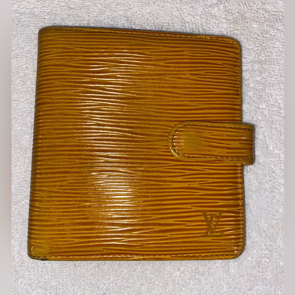 Authentic Louis Vuitton Yellow Epi Snap Wallet
